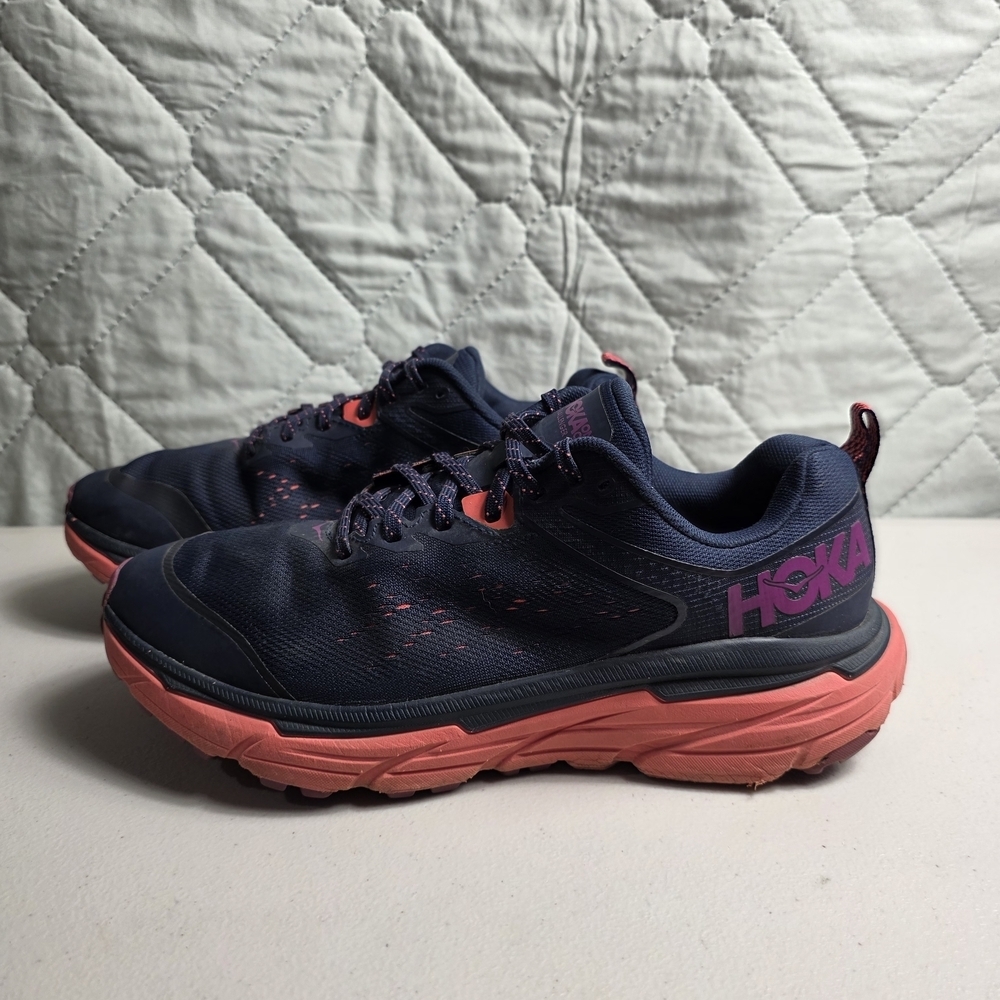 Hoka One One Challenger ATR 6 Trail Running Sneakers Shoes Women's
Purple blue